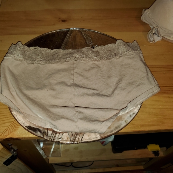 Pantie&bra set SOLD - Picture 9 of 16